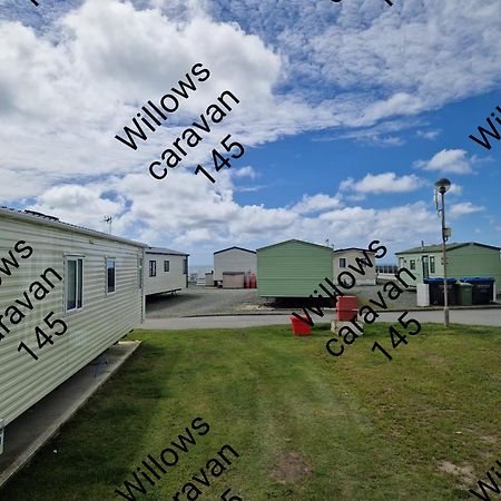 Willows Caravan 145 Llanddwywe Eksteriør billede