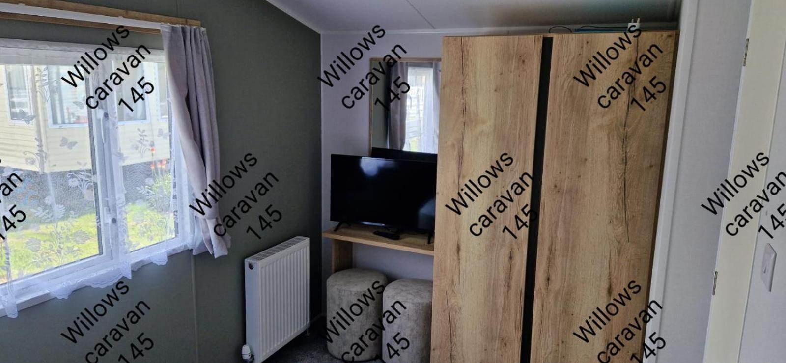 Willows Caravan 145 Llanddwywe Eksteriør billede